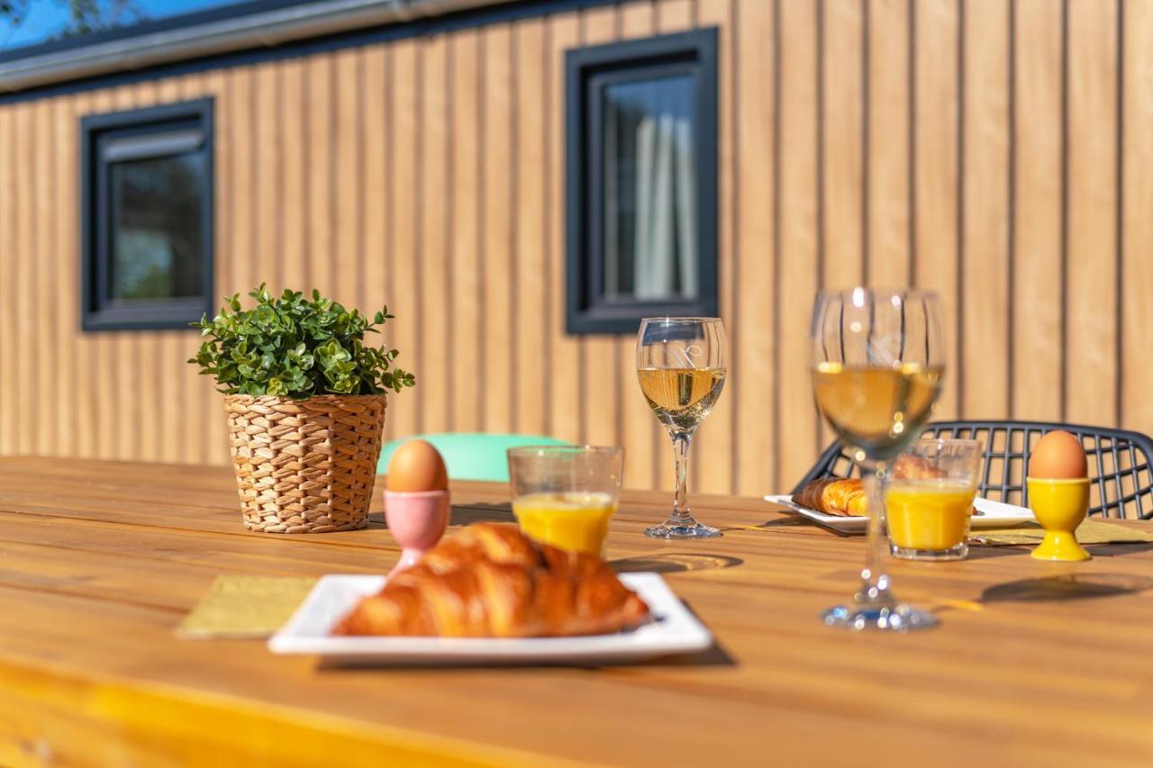 Hub Resorts Drentse Weelde 4-Persoons Chalet 407 Hoogersmilde エクステリア 写真